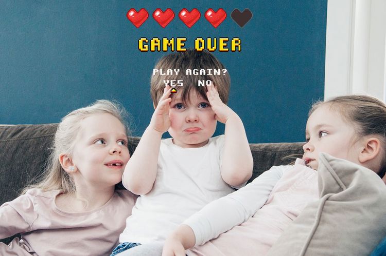 Snakk om spill: Medietilsynet oppfordrer foreldre til å engasjere seg i barnas dataspill, som for svært mange er en viktig og sosial fritidsaktivitet. Foto Medietilsynet/ Kine Jensen.
