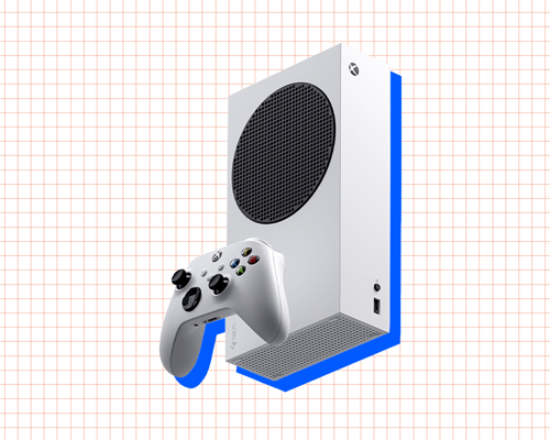 Illustrasjon av en hvit Xbox-konsoll med tilhørende håndkontroller, mot en hvit bakgrunn med rødt rutenett.